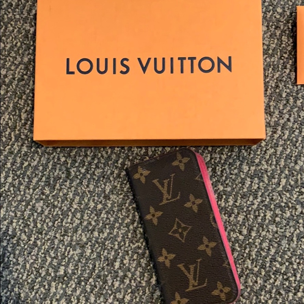 Louis Vuitton iPhone 7 folio